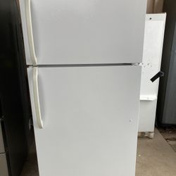 Frigidaire Refrigerator 