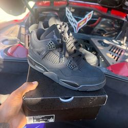 Air Jordan 4 Retro Black Cat Size 9