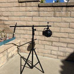 DJ Light Stand Black With Adjustment Height Up To 6.5 Feet 