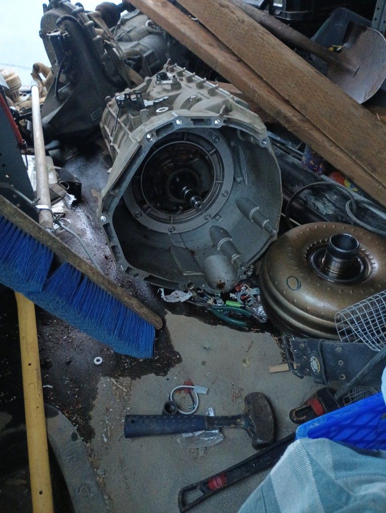 Ford 6.2 two-wheel drive transmission