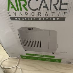 Aircare Evaporative Humidifier Like New 