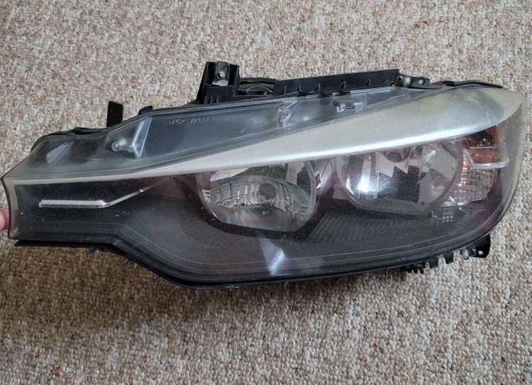 BMW 328xi Headlights