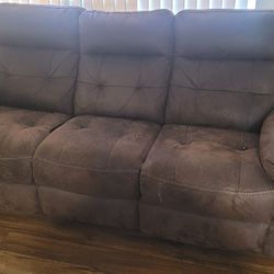 Couch Recliner With USB 