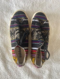 Size 6 women’s shoes