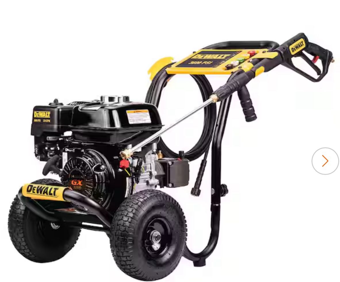 DEWALT 3600 PSI 2.5 GPM Gas Cold Water Professional Pressure Washer with HONDA GX200 Engine