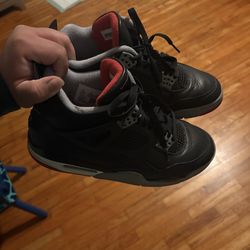 Jordan 4 bread shoes