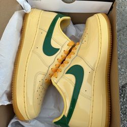 Nike Air Force One Topaz Gold Green Patent Leather Size 9 Men’s 