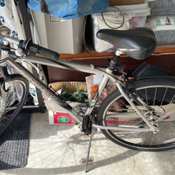 Bike. Trek 7200 Multitrack
