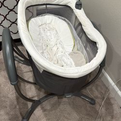 Graco Bassinet Baby Crib