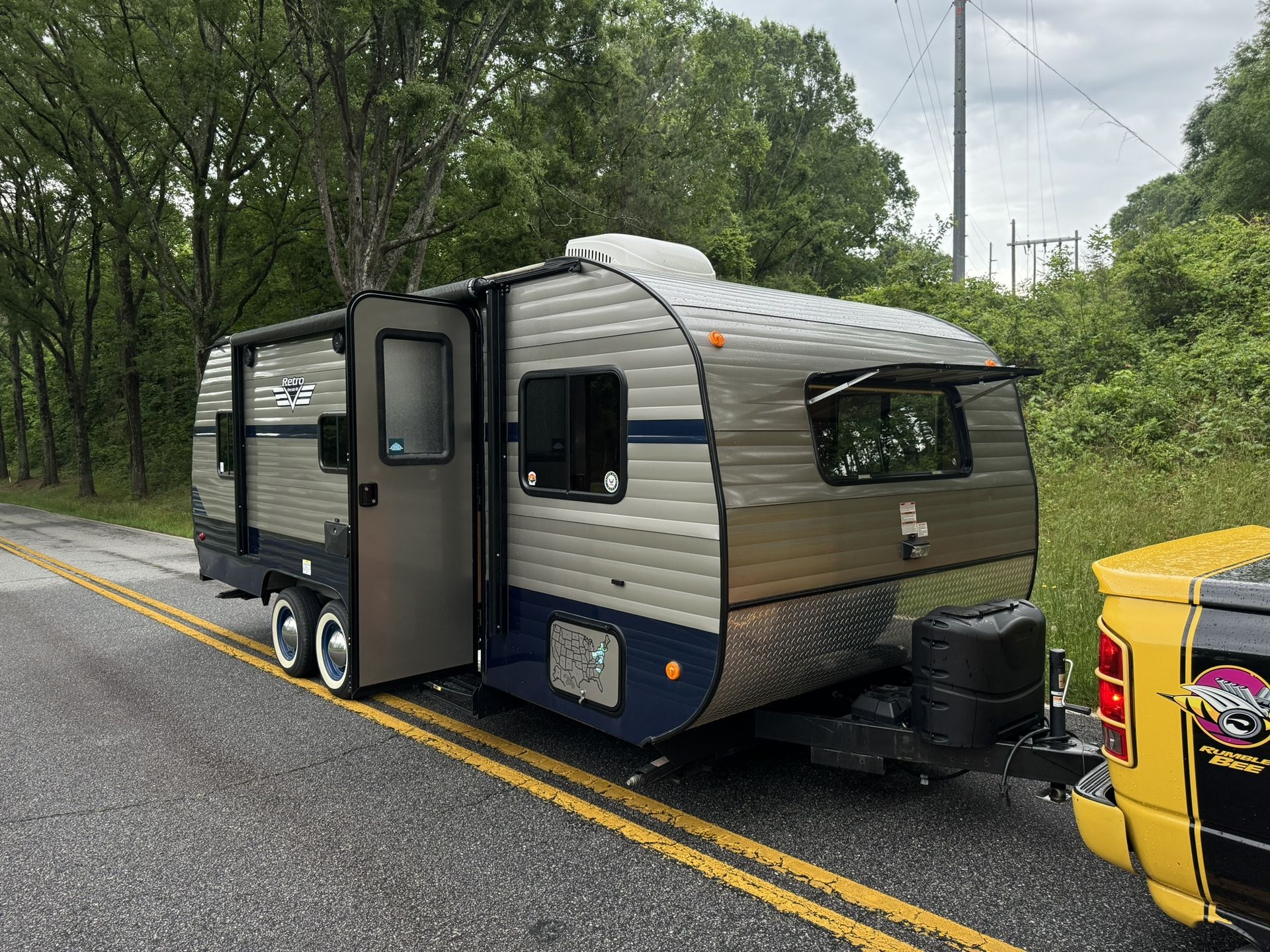 RV Riverside Retro 195