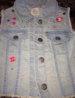 New size 7/8 vest