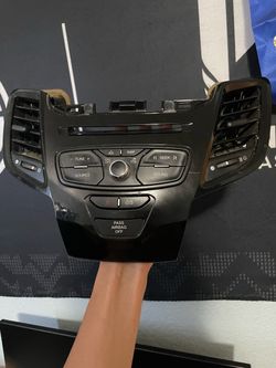 Ford Fiesta Center Console Radio Panel with Vents