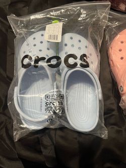 Crocs new never used  women size 9