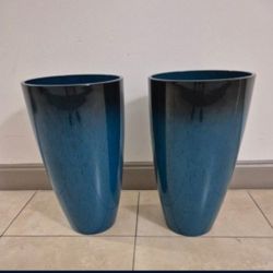 *** REDUCED *** PAIR of 21" Blue Resin Planters @ Lasting Creations