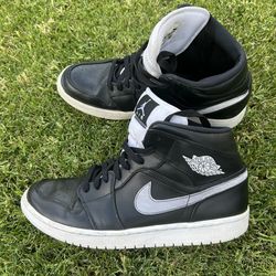 Air Jordan Retro Men’s Shoes, Size 11