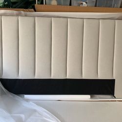 New In box Designer Nina Magon Fabric King Headboard $3000