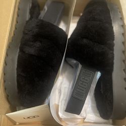 UGG Super Fluff Slippers