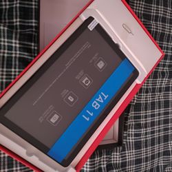 Tablet with keyboard and mouse