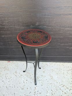 Black and Red Ceramic Tile Side Table Plant Stand