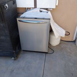 Frigidaire Dishwasher