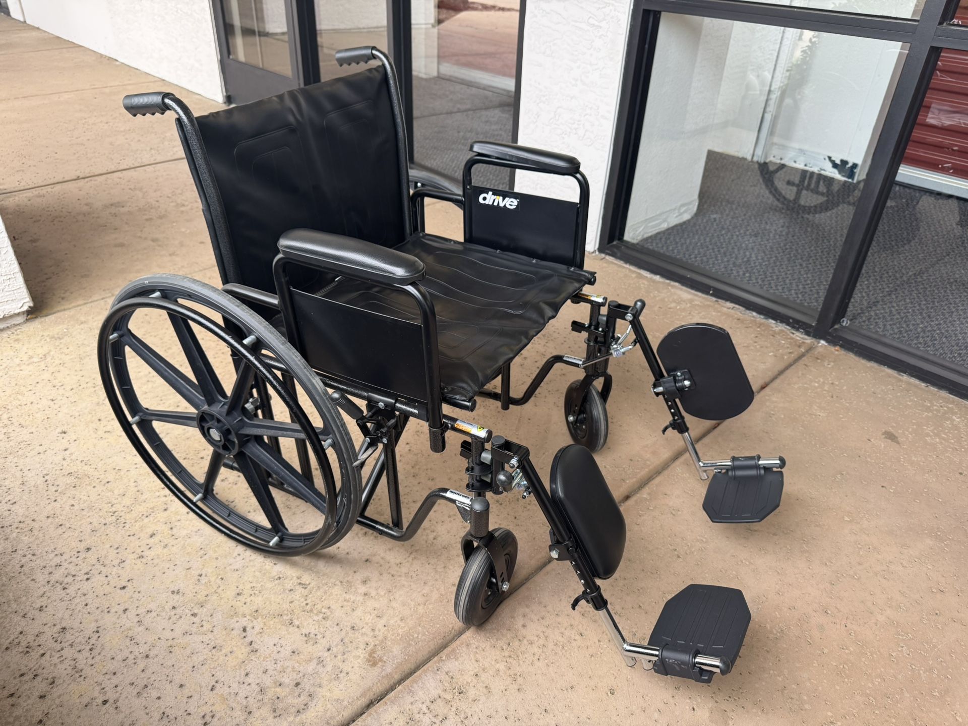 New Never Used Foldable Drive Sentra EC Heavy Duty Wheelchair