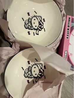 Hello kitty bowls