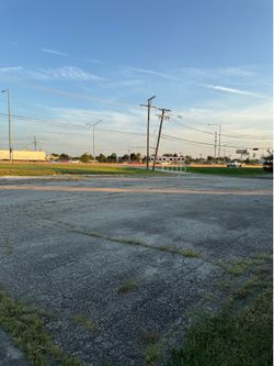 Semi parking