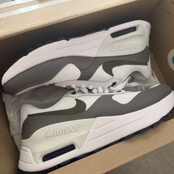 Size 10 And 11.5 Nike Air Max SYSTEM Men's Sneaker White DV7587-100 Casual Shoes Sneakers NEW