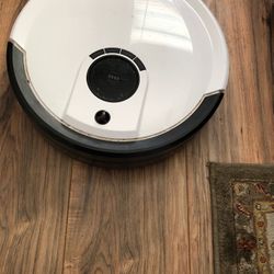 Junior robot vacuum