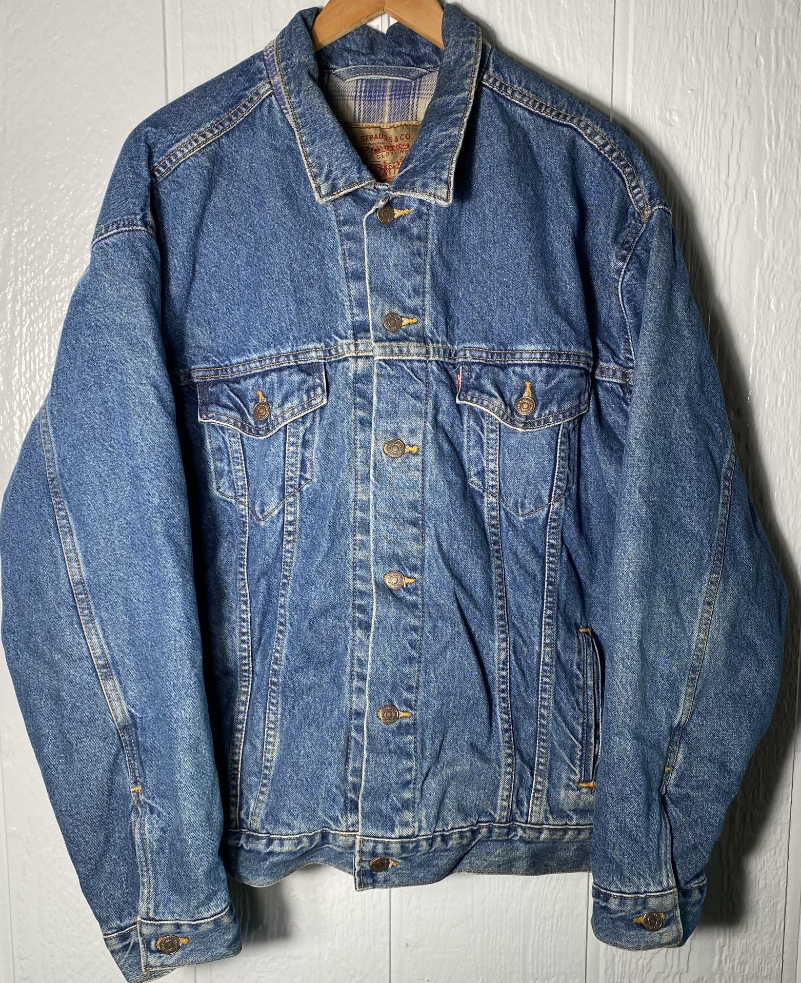Vintage 1996 Levi’s Flannel Lined Denim Jean Trucker Jacket Made in USA-XL
