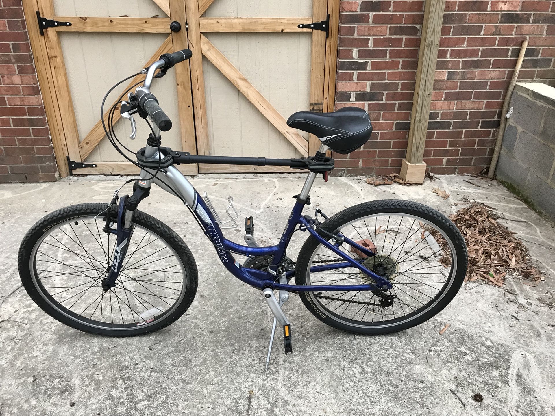 Ladies Trek Navigator 100 16 inch 21 speed bicycle