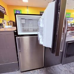 Refrigerator No Credit Needed 