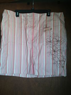 Womens skirts size 20(khaki) and 3x(plaid)