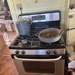 Microwave And Stove Bundle Deal