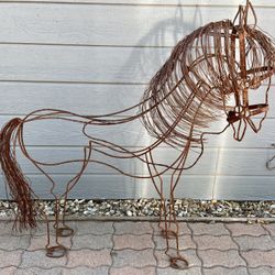 Wire Metal Yard Garden Decor