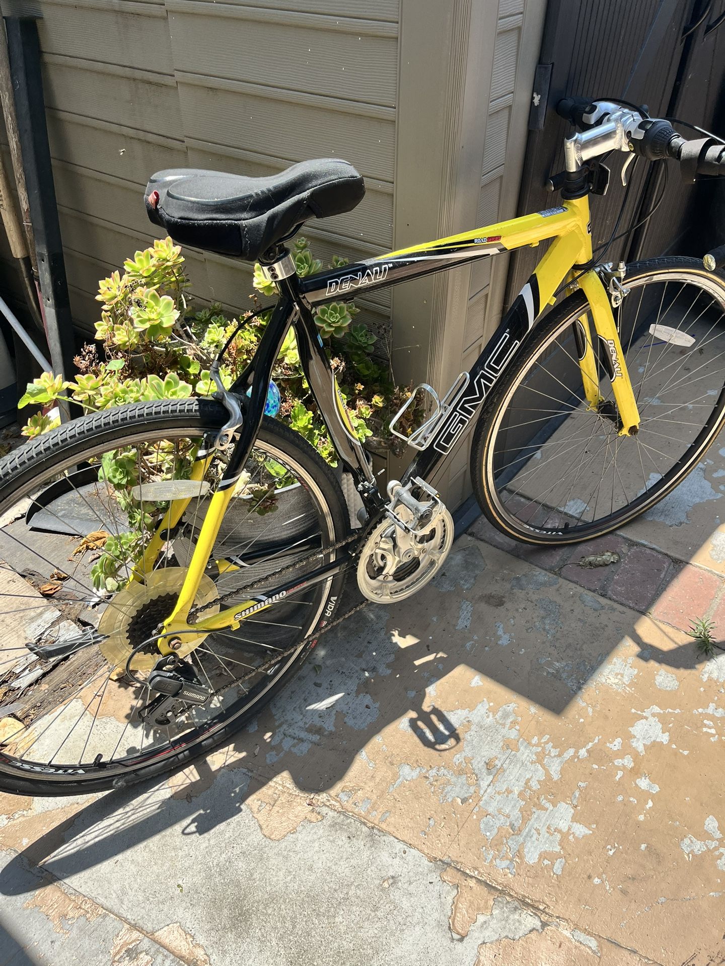 GMC Denali Road Bike