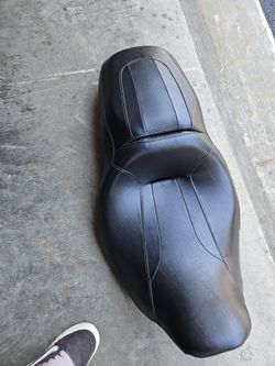 Harley Davidson Stock Seat ( OEM) From A 2018 Street Glide Special And Other Parts