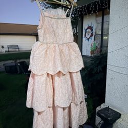 DREAM SISTER DRESS NEW WITH TAGS SZ. MEDIUM 