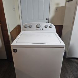 WHIRLPOOL WASHER EXCELLENT CONDITION LARGE CAPACITY HEAVY DUTY DELIVERY AVAILABLE FOR EXTRA FEE WE DO REPAIRS 