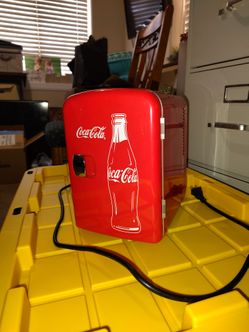 Coca - cola mini fridge