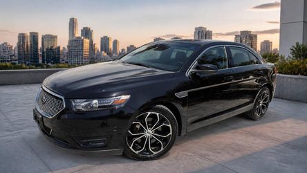 2016 Ford Taurus