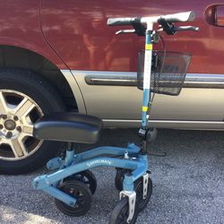 Swilvelmate Knee Walker by TKWC Steerable 90 Degree Turning Radius