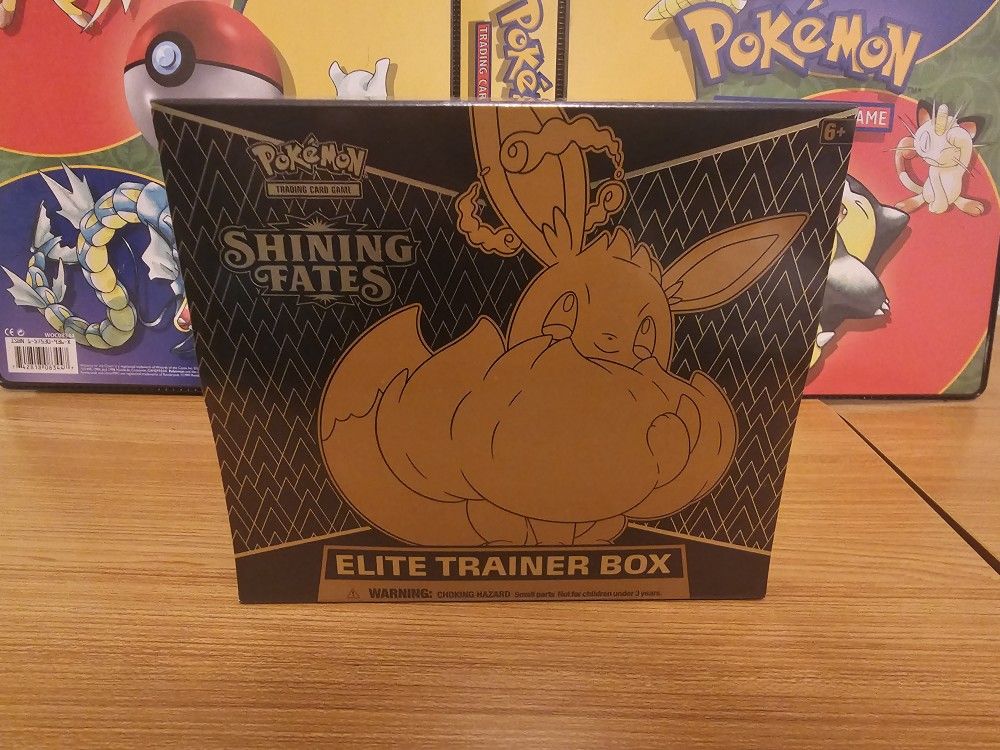 Pokemon Shining Fates etb