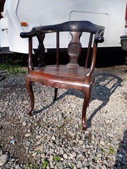 Chinese Horseshoe Chair