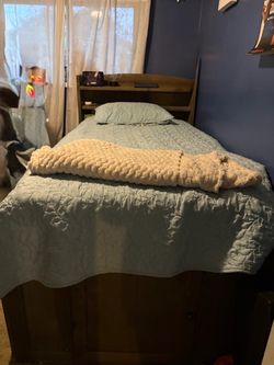 Solid wood twin bed