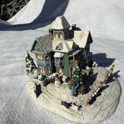 Thomas Kinkade “Victorian Christmas” Sculpture – Hawthorne Village – OBO