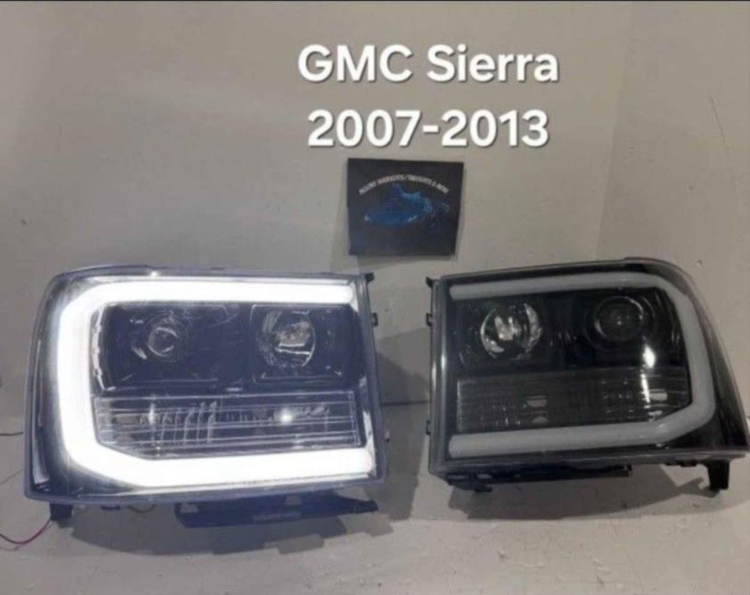 GMC Sierra 2007-2013 Headlights 