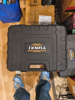 YUNXI Hard Tool Case with Latches