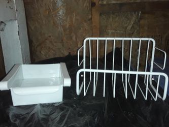 Mini fridge shelves/storage compartments