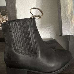 Botín Vaquero De Niño. Size Mexicano  22.5 Y USA Size 2